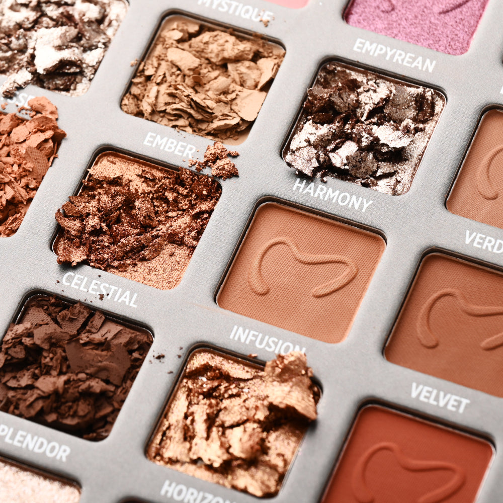 Makezmia 50 Shade Eyeshadow Palette